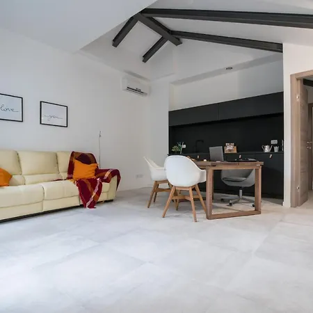 Station Loft Affittacamere