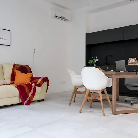 Station Loft *